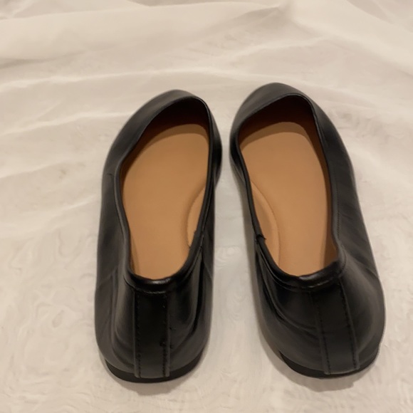 Black Ballet Flats - Picture 3 of 6